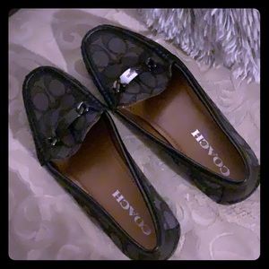 COPY - Like new coach shoes